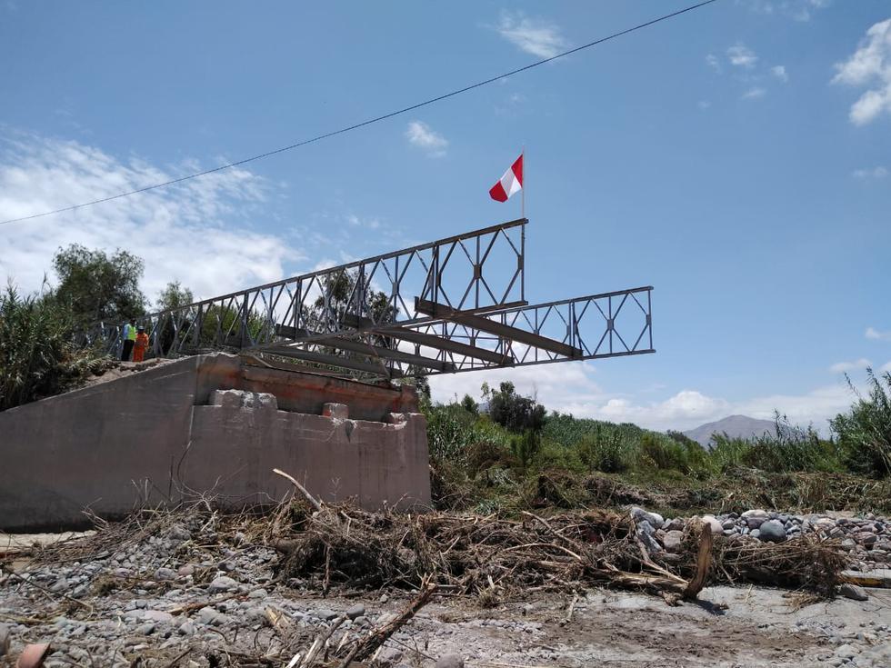 MTC, a través de su unidad ejecutora Provías Nacional, comenzó el lanzamiento de la estructura modular del puente Montalvo que colapsó el pasado 8 de febrero. (Fotos: Difusión)