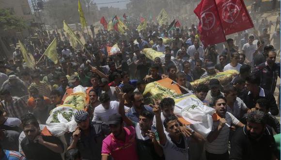 SANGRE DERRAMADA. Casi un tercio de los muertos son civiles, según las autoridades palestinas. (AP)