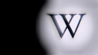 Rusia sanciona a matriz de Wikipedia por contenido “falso” sobre la operación militar en Ucrania
