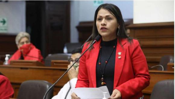 Silvana Robles dijo que Perú Libre apoyaría una vacancia presidencial. (Foto: Congreso)