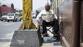 Este es el calvario que sufre todos los días una persona con discapacidad en Lima [Fotos y videos]