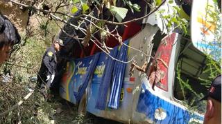 Áncash: Siete muertos tras caída de bus interprovincial al abismo en Sihuas