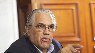 Gino Costa: “Hay razones de sobra para destituir a Chávarry”