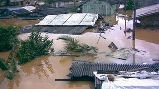Evacúan a miles por lluvias en Brasil