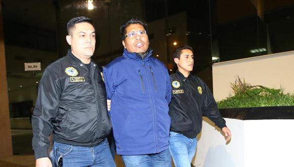 Walter Aduviri, gobernador regional de Puno, fue capturado en un hotel de La Victoria. (Alessandro Currarino/GEC)