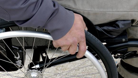 La mujer negó tener conocimiento de la presencia de la droga en su silla de ruedas. (Foto: Referencial/Pixabay)