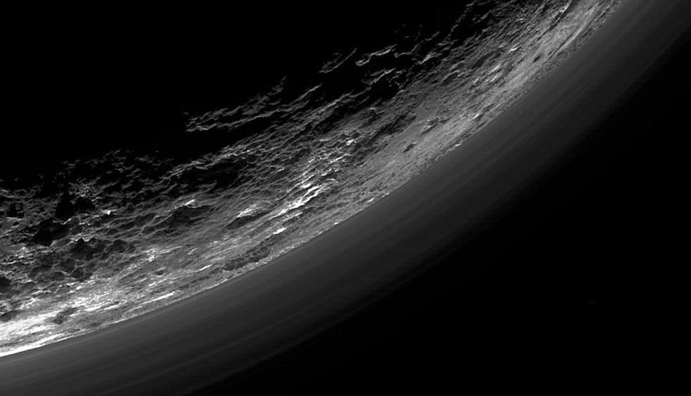 NASA revela nuevas imágenes de Plutón y datos de su satélite Charon. (NASA)