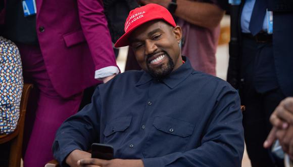 Kanye West recibe su cumpleaños en California junto a su familia, con quienes viene cumpliendo una cuarentena voluntaria. (AFP).