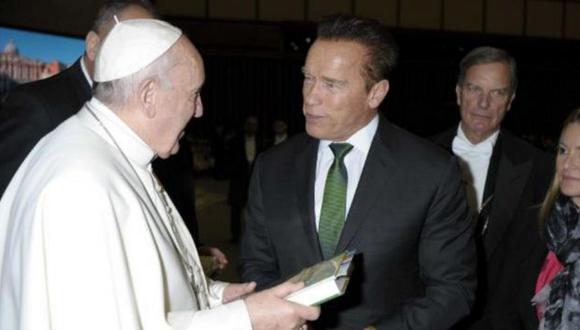 Arnold Schwarzenegger visitó al Papa Francisco en El Vaticano. (Créditos: AP)