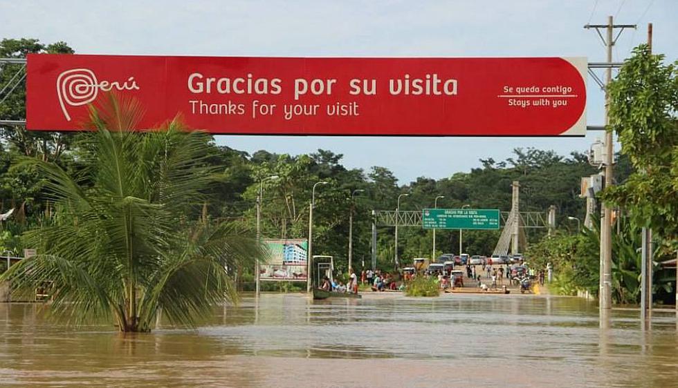 Una inundación ocurrida por el desborde del río Acre dejó a más de 200 familias damnificadas en el distrito de Iñapari, provincia de Tahuamanu, en Madre de Dios. (Facebook Deyvi Mestanza Isuiza)