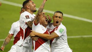 Perú ganó 2-0 a Chile, por la fecha 11 de las Eliminatorias Qatar 2022