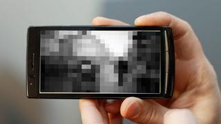 Chile: Robó un celular y denunció al dueño tras encontrar pornografía infantil