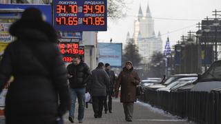Ucrania: Crisis sacude los mercados y hunde bolsas de Europa