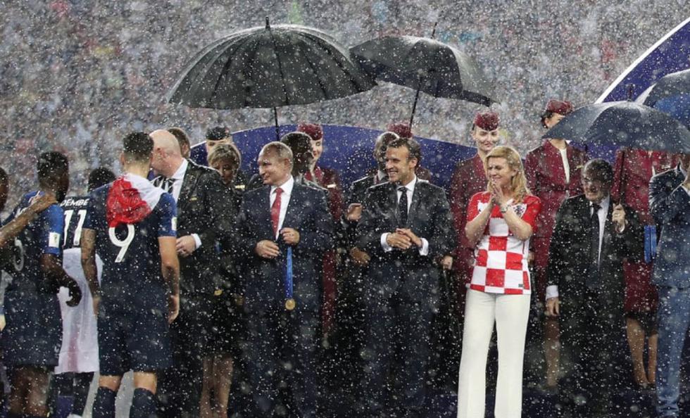 La presidenta de Croacia fue la más emocionada de los asistentes. (Agencias)