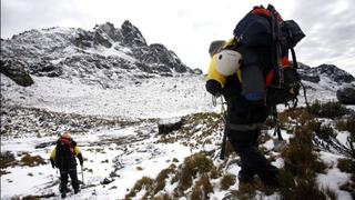 Turista canadiense que se extravió hace 2 días en el nevado Alpamayo fue rescatada