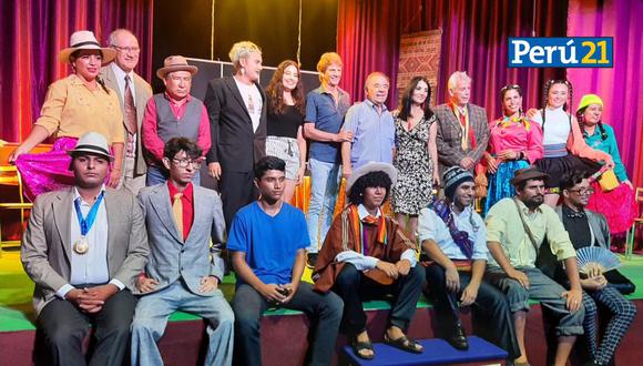 Elenco de la obra teatral 'Alcaldes de mi país'. (Foto: Perú21)