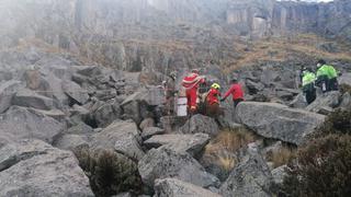 Ministerio de Cultura recupera momias de Palcán al pie de una montaña de Pasco