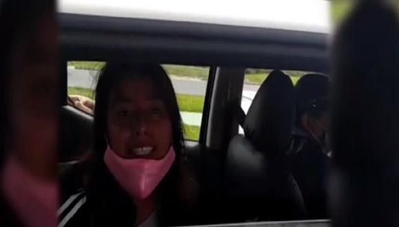 Un video muestra cuando la joven ponía resistencia para ser trasladada a una comisaría de La Molina tras ser acusado del robo de un celular. (Captura: América Noticias)