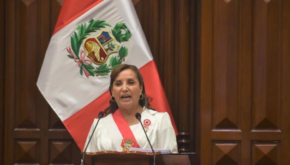 Tres horas y siete minutos se extendió en mensaje a la Nación de la presidenta Dina Boluarte en la sesión solemne con motivo del aniversario patrio. (Foto: Javier Zapata)