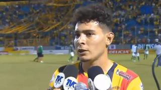 Futbolista hondureño comete blooper en vivo: “saludos a mi novia, a mi mujer y a mi suegra” [VIDEO]