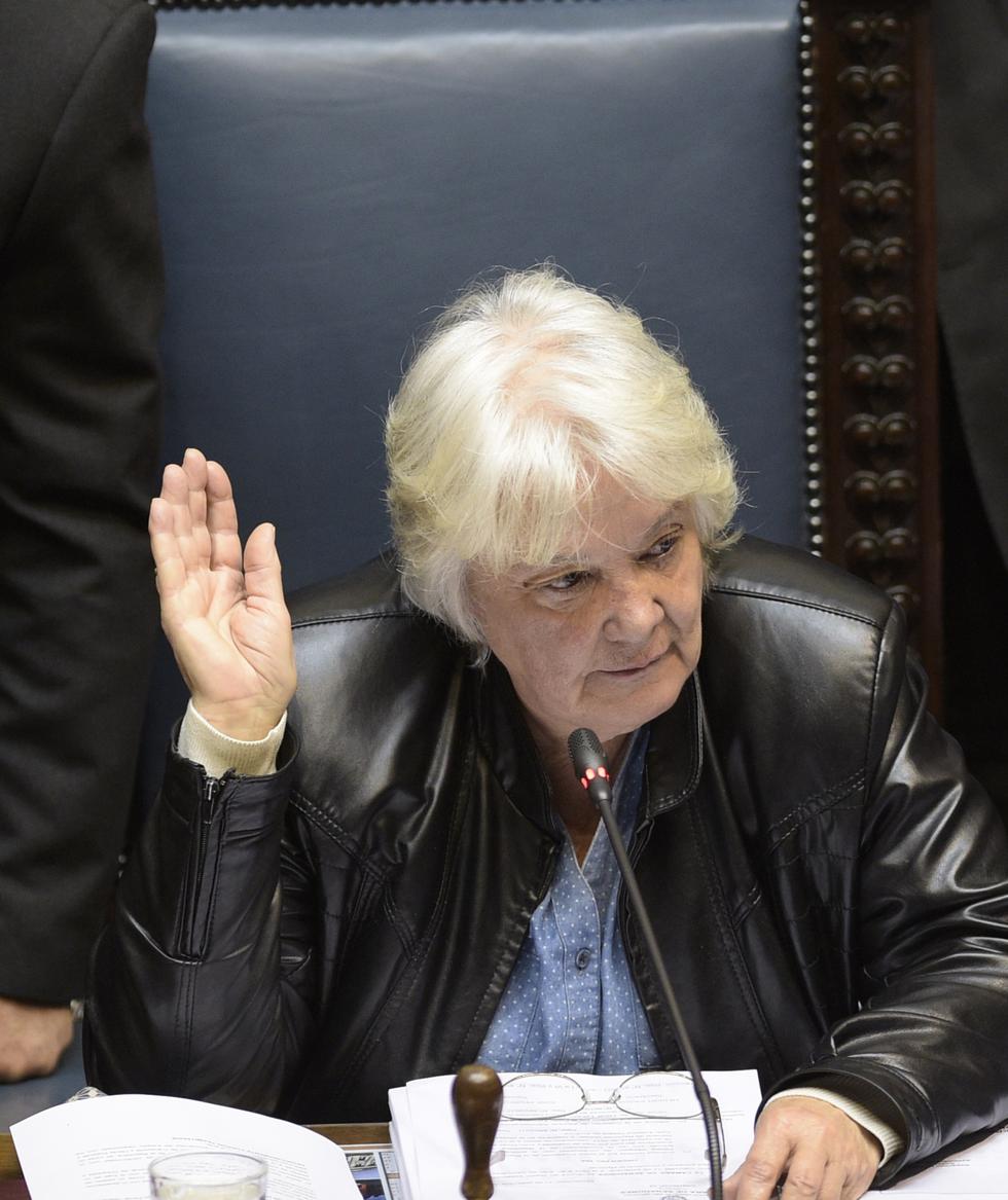 Vicepresidenta de Uruguay sobre decisión de pedido de asilo de Alan García: "No es cuestión de si es amigo" (AFP)