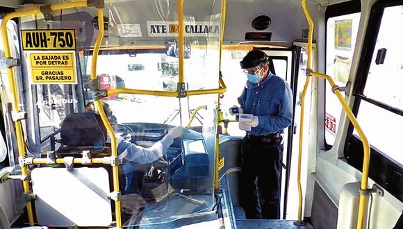 Buses de transporte público deberán cumplir protocolos de limpieza y de distanciamiento social para prevenir contagios. (GEC)