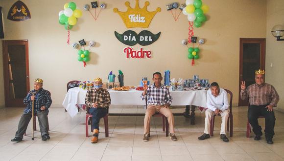 Áncash: Alcalde del Santa participó de agasajo a personas de la tercera  edad por el Día del Padre | nnpp | PERU | PERU21
