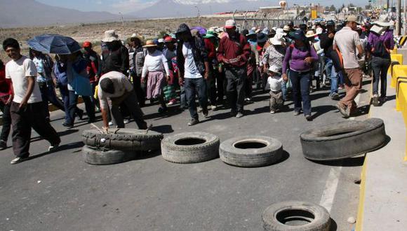 Antimineros convocan a paro macroregional de 48 horas contra el proyecto Tía María. (Perú21)