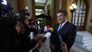 Juan Sheput cuestiona candidatura de Daniel Salaverry: “Continúan los sancochados”