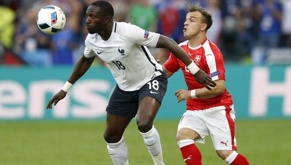 Francia igualó 0-0 con Suiza y clasificó primera en el Grupo A de la Eurocopa 2016. (EFE)