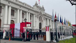 Así lucen los exteriores del Congreso de la República previo a la ceremonia del cambio de mando