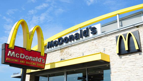 McDonalds ya no usará antibióticos en sus productos a base de pollo. (AFP)
