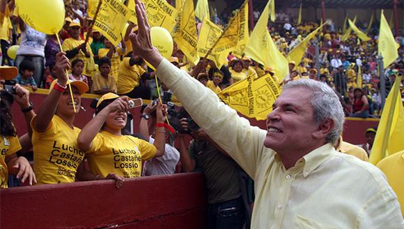 Partido de Luis Castañeda en el ojo de la tormenta por detención de cuarto alcalde de Solidaridad Nacional por corrupción. (Foto: Agencia Andina)