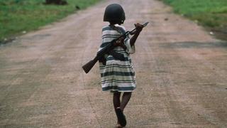 La guerra no es juego de niños: 300 mil menores son soldados