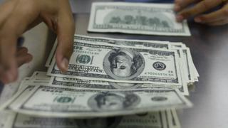 Tipo de cambio sube ante alza global del dólar en medio de tensión comercial entre EE.UU. y China