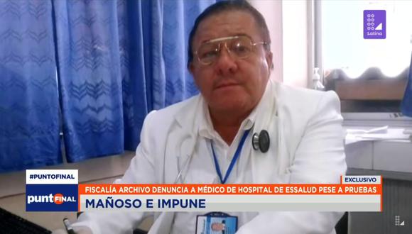 Paciente denunció al médico&nbsp;Remigio Cabrejos Carmona por tocamientos indebidos durante una consulta médica (Captura: Latina)