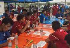 Divisiones menores de la 'U' y Alianza Lima compartieron desayunos tras disputar clásicos [FOTOS]