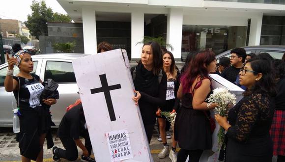 Mujeres a favor de la legalización del aborto. (Perú 21)