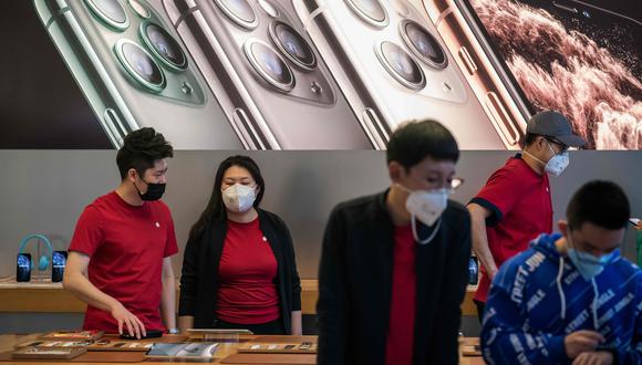 Apple cerró 42 tiendas en China temporalmente. (Foto: AFP)