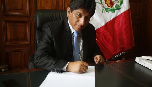 PROMESA. El pasado martes se reunió con Cerrón y la bancada de Perú Libre, y garantizó respetar la actual Constitución. (Foto: GEC)