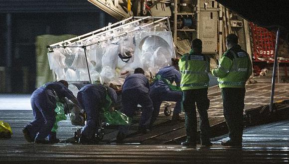 Traslado de la enfermera con ébola de Escocia a Londres. (AFP)