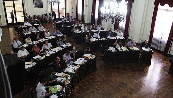 El concejo metropolitano sesionó en el palacio municipal. (Andina)