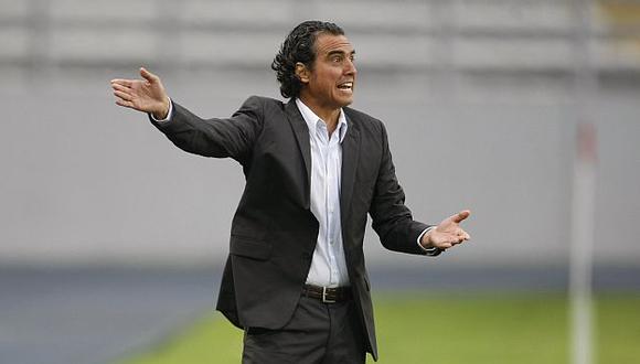 José del Solar preocupado por nivel de los árbitros en la recta final del Torneo Apertura 2014. (Luis Gonzales)
