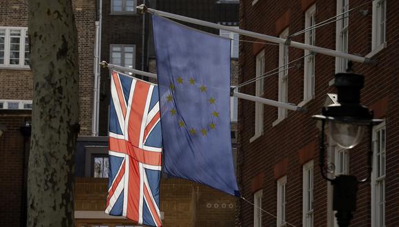 El Reino Unido se debate en la incertidumbre sobre el pacto del Brexit. (Foto: AP)