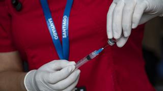 Chile alcanza los 2,9 millones de vacunados en campaña de inoculación masiva