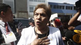 Luz Salgado cuestionó propuesta de renuncia de vicepresidentes para convocar nuevas elecciones