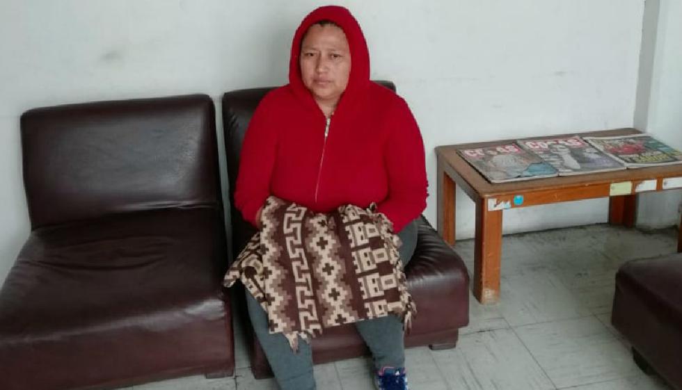 Mujer acusada de ultrajar a sus dos hijas llegó a Lima desde Cusco. (Aeropuerto Internacional Jorge Chávez)