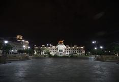 Así luce la Plaza San Martín en pleno toque de queda por coronavirus [FOTOS]