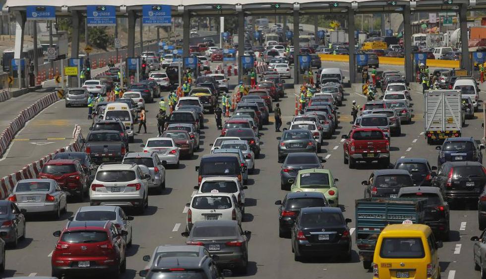 Gran congestión vehicular en la Panamericana Sur por Semana Santa. (Luis Centurión)