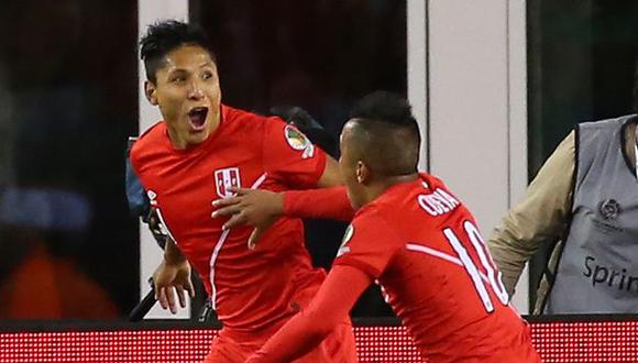 Perú clasificó a cuartos de final de Copa América Centenario (AFP).